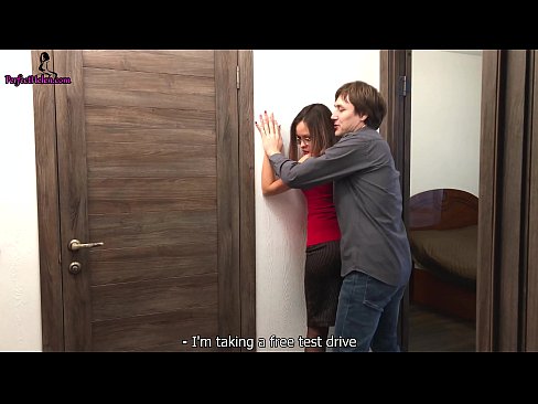 ❤️ ʻO Sexy Realtor Hoʻopaʻa ʻo ia i kāna Pussy a me kāna ʻakaʻaka ʻoiai ke kūʻai aku nei i kāna hale noho - Krempai ❌ Porn video ia makou ☑